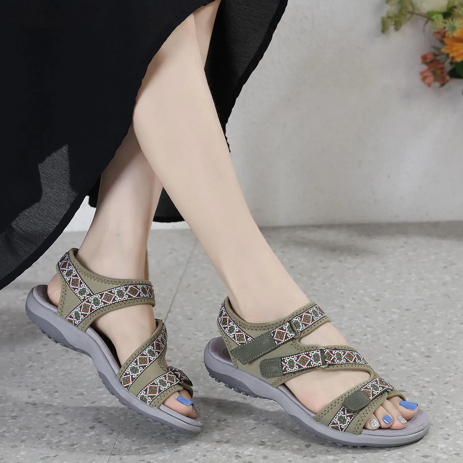 Hiking Sandals Women Waterproof Sport Orthopedic Walking Adjustable Hook Straps Outdoor Beach Athletic Shoes