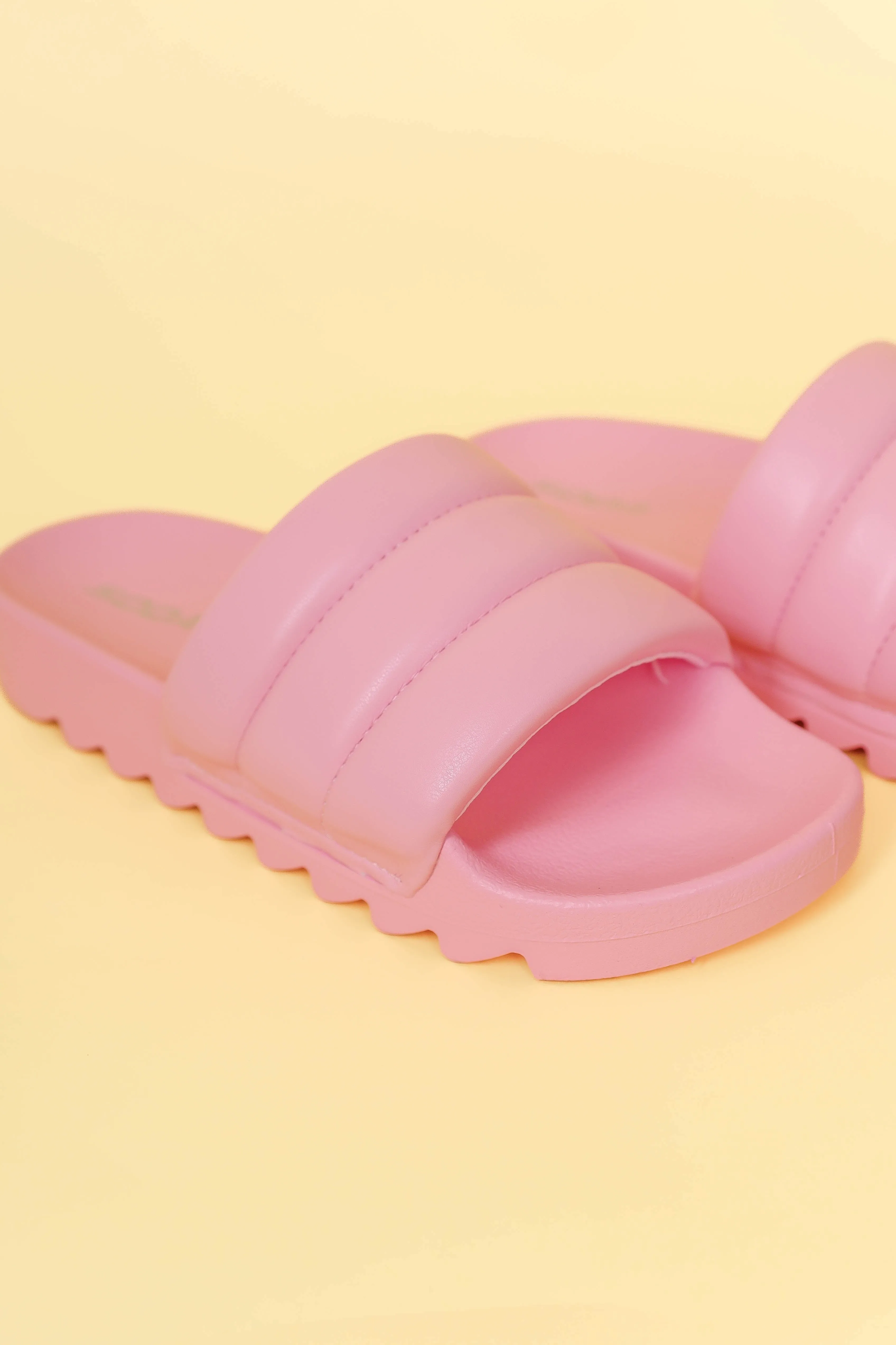 Jessie Slides-Blush