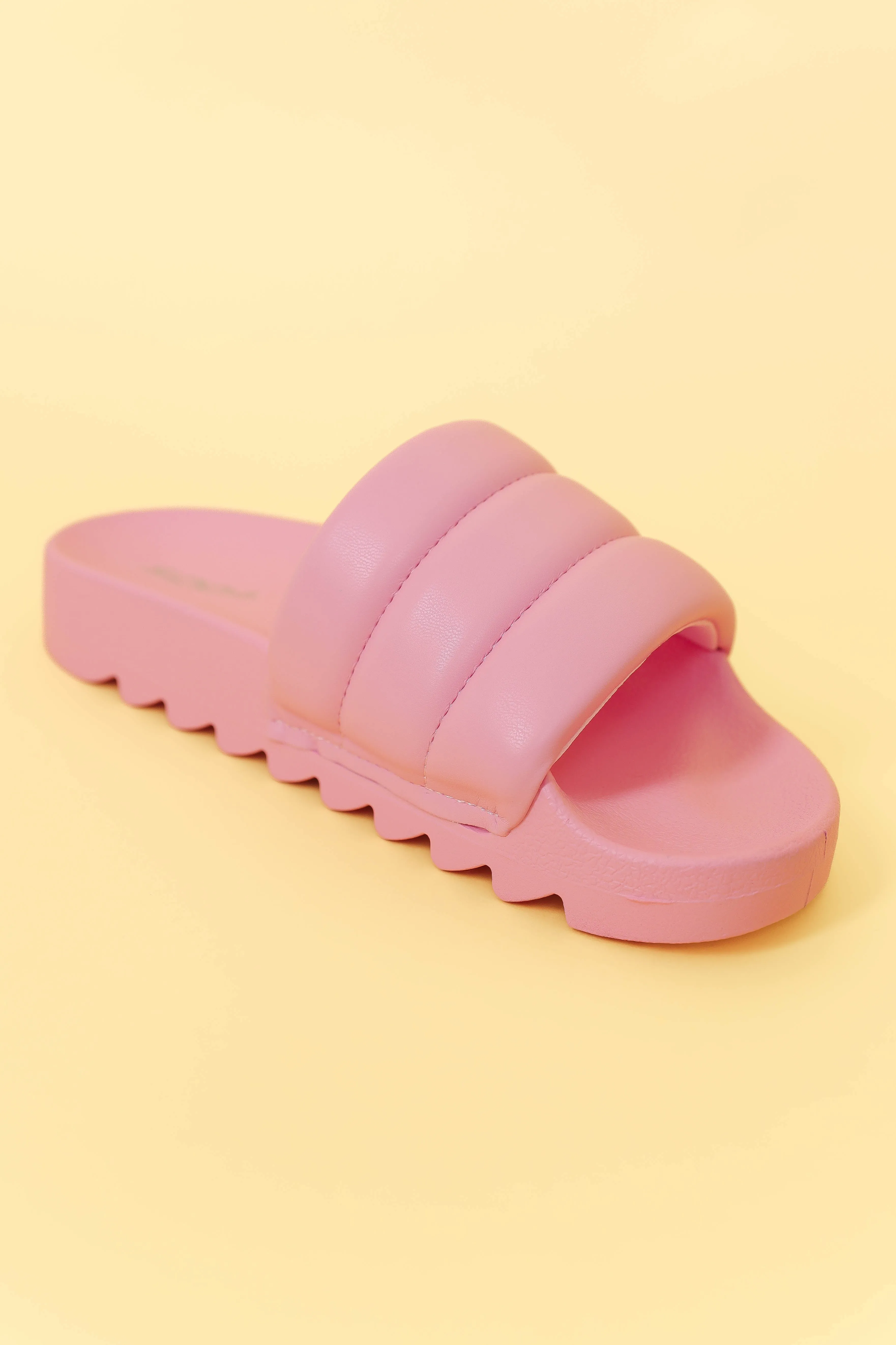 Jessie Slides-Blush