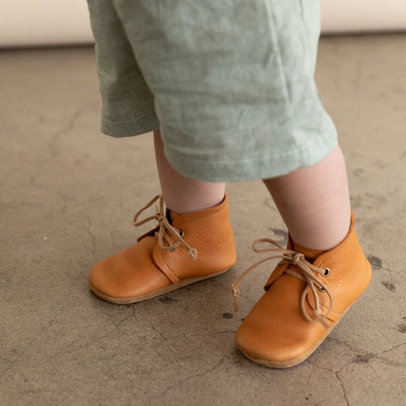 Leather Baby Boots in Walnut