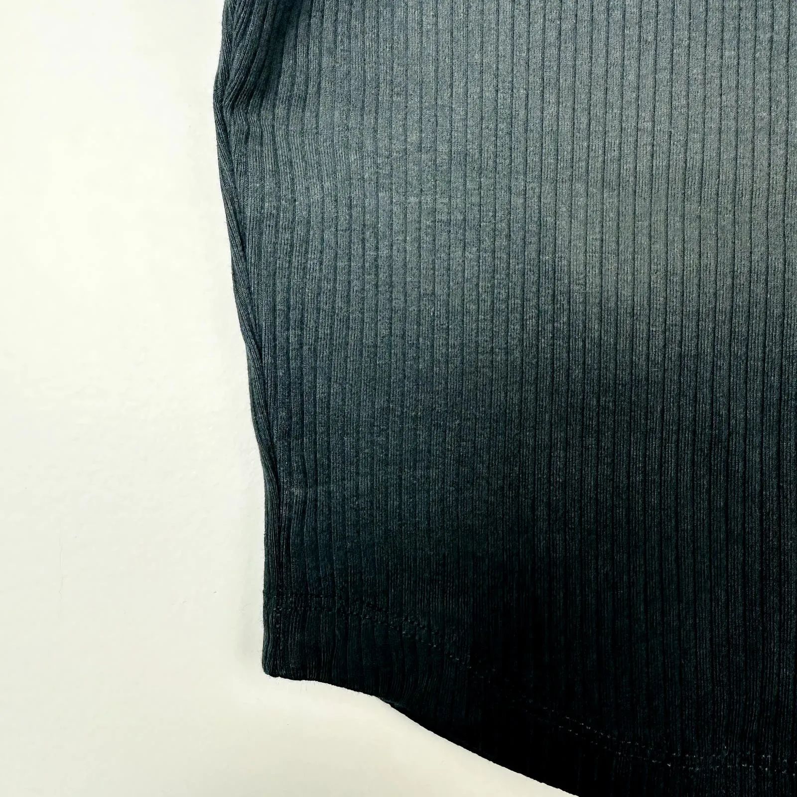 Madewell NWT Black The Tailored Crop Tank in Sleekhold Size XS