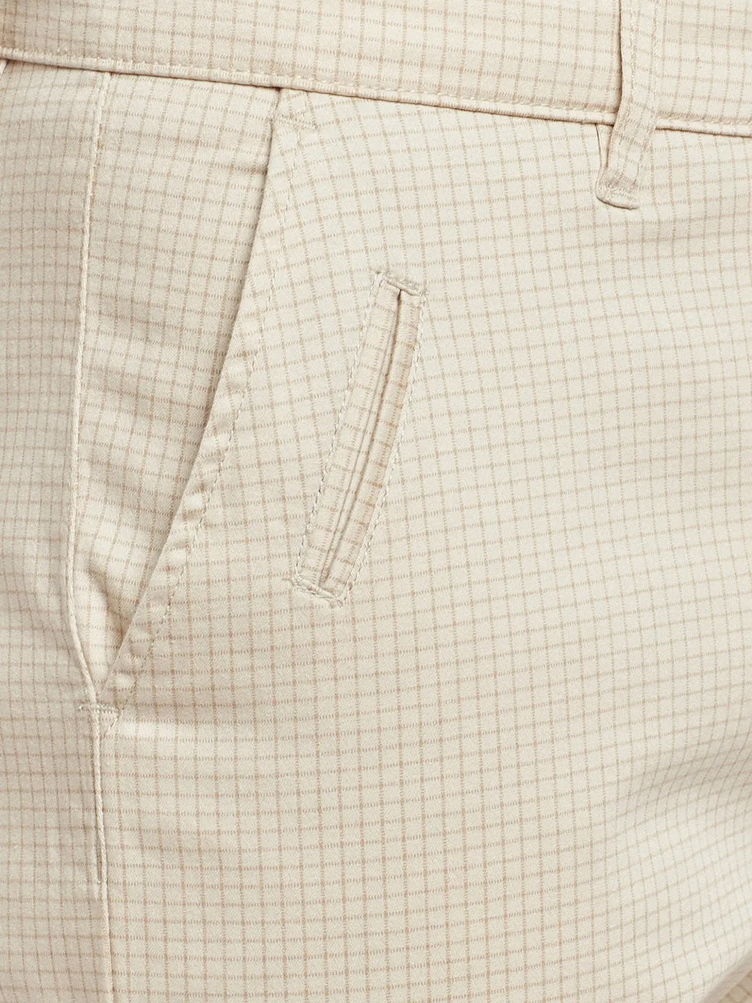 Men Beige Checked Cotton Stretch Slim Fit Casual Chinos Trouser
