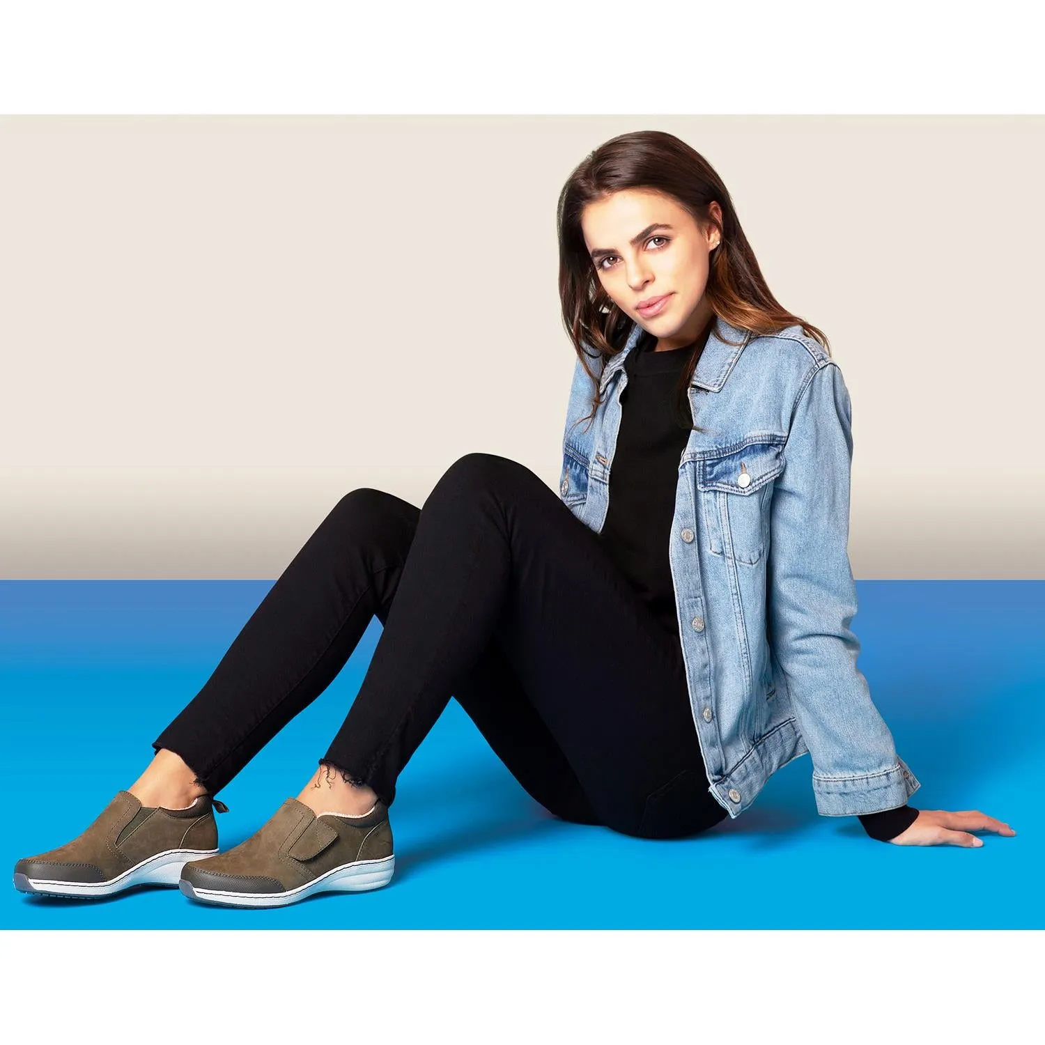 Women's Aetrex Tyra Warm Grey Nubuck