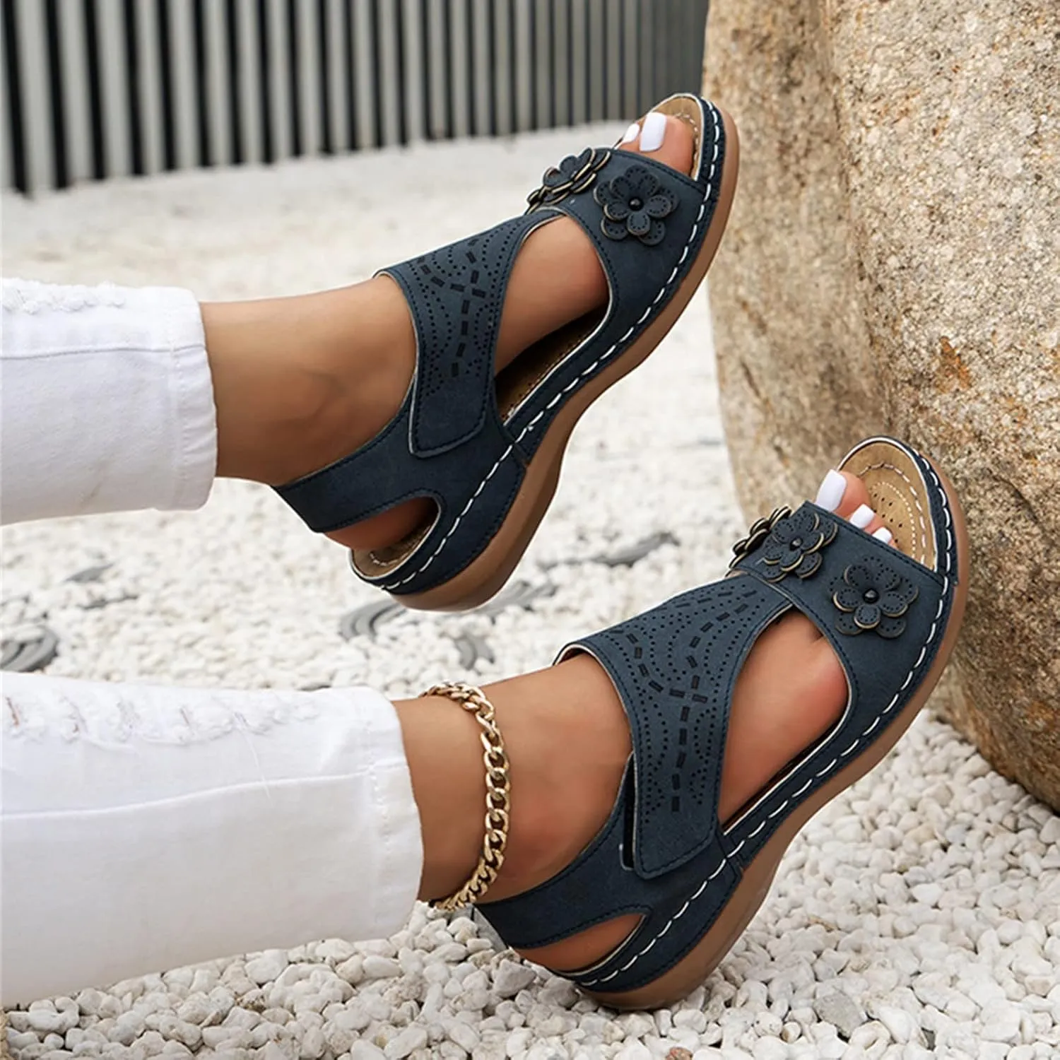 Womens Orthotic Hiking Sandals Arch Support Adjustable Straps Outdoor Walking Shoes Thick Cushion Plantar Fasciitis Relief Summer